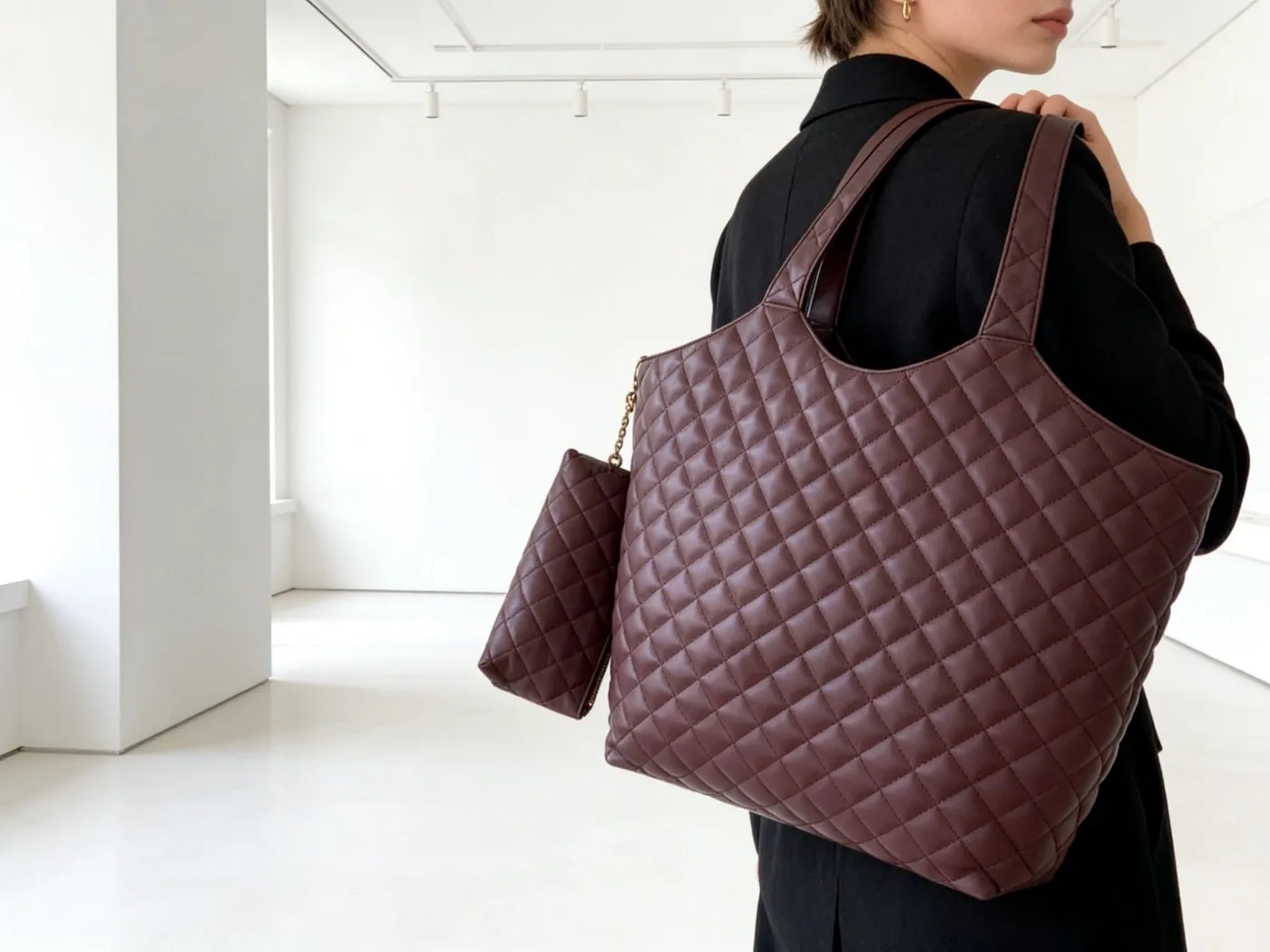 Sac fourre-tout matelassé en cuir véritable bordeaux - Avec pochette